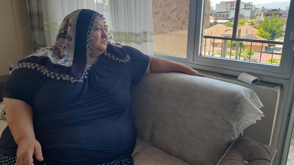 200 kiloya ulaştı! Fil hastası kadın 7 yıldır evde mahkum