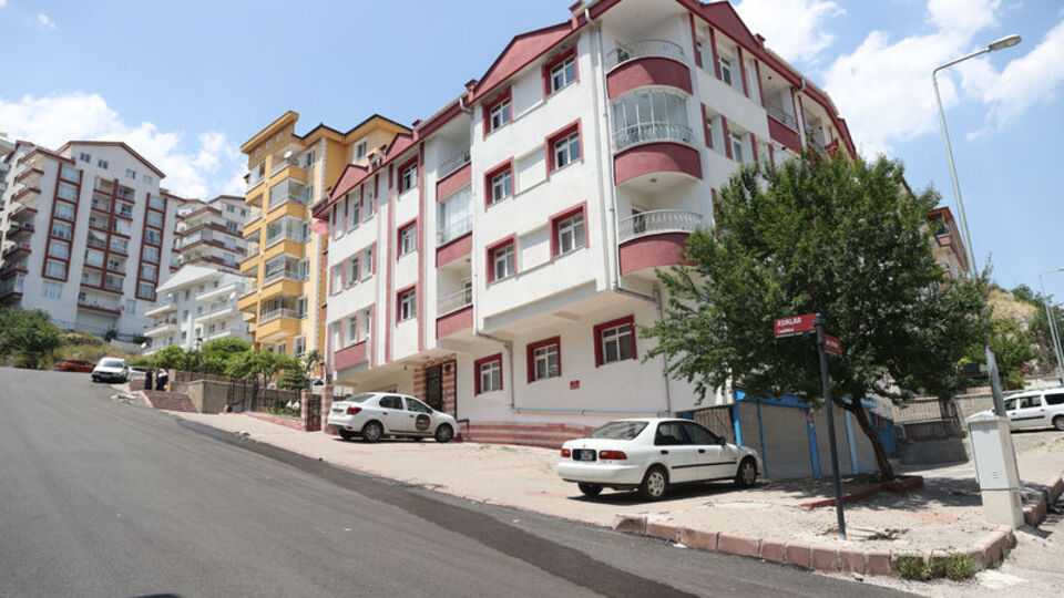 Korkunç cinayetler! Peş peşe 3 kadın öldürüldü