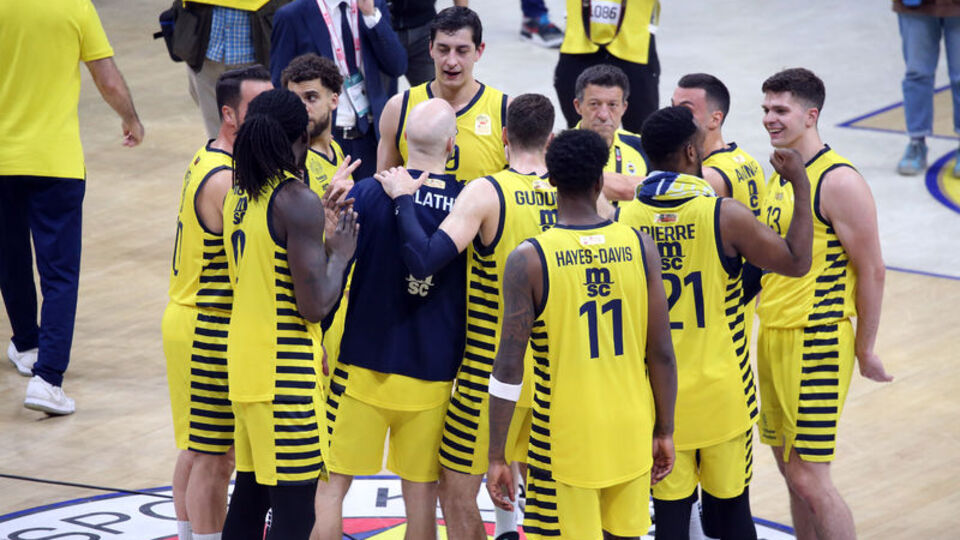 Fenerbahçe Beko'ya "Altın Ödül"