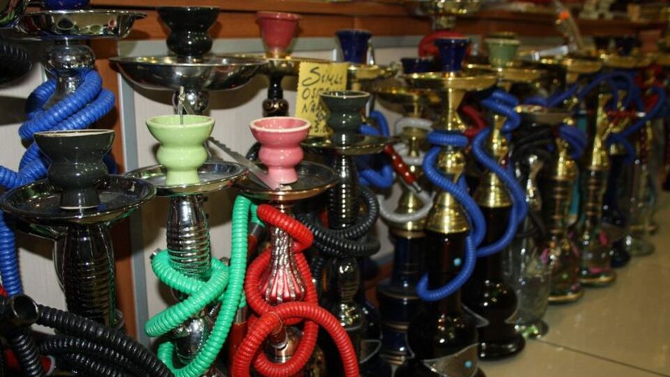 İstanbul Valisi'nden 'nargile yasağı' açıklaması