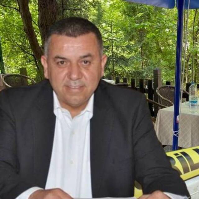 İş insanı restoranda silahla vuruldu