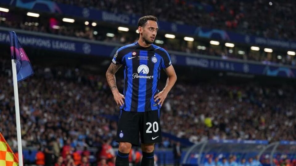 İmzayı attı! 5 yıl daha...