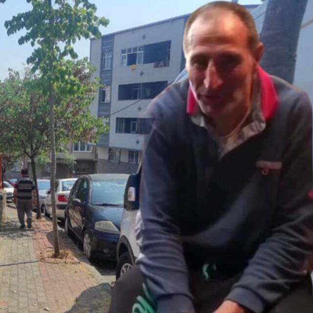 Zihinsel engelli sokakta bıçakla öldürüldü