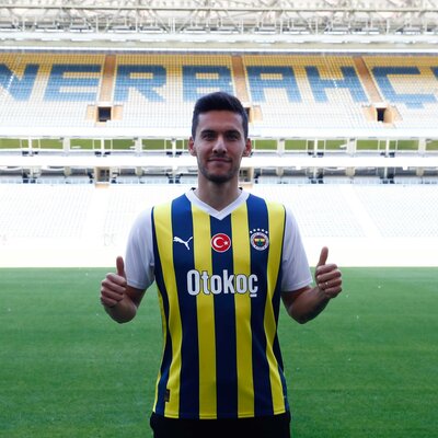 Fenerbahçe'den bir imza daha!