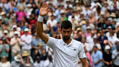 Djokovic Wimbledon'da yolu 'yarı'ladı!