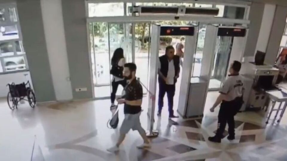 Makam odasında ateş açan müteahhit kamerada!