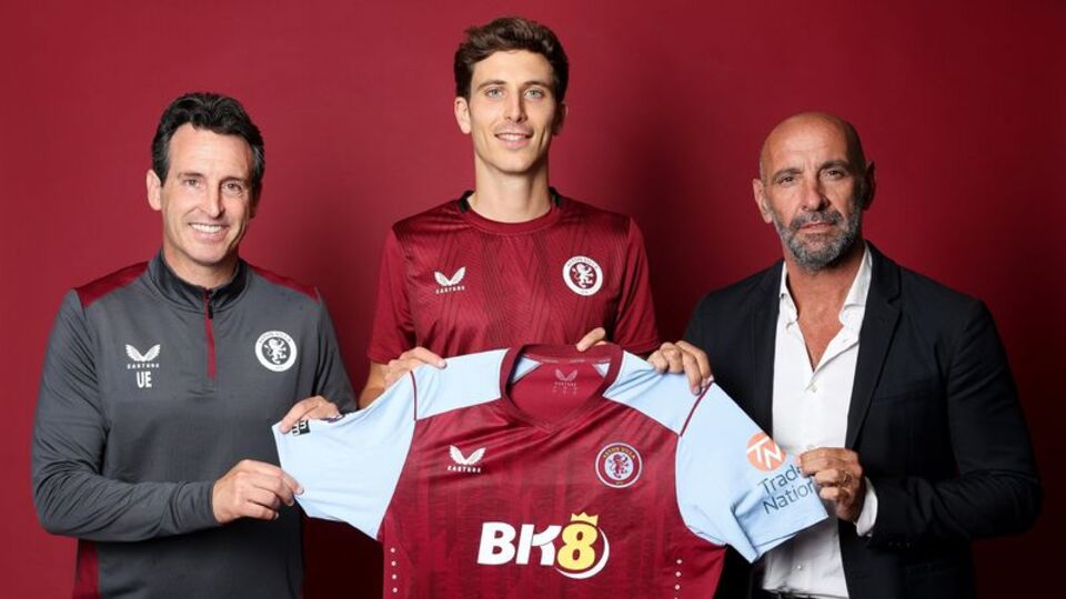 Aston Villa, Torres'i kadrosuna kattı