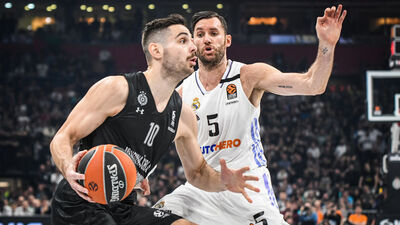 Panathinaikos Papapetrou'yu transfer etti