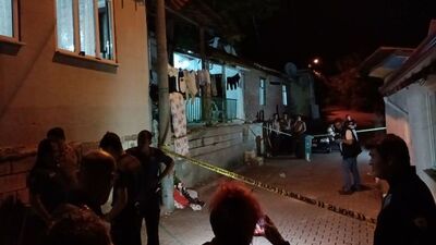 Silahlı kavgada baba ve oğlu yaralandı