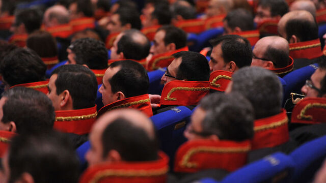 HSK kararı Resmi Gazete'de! 2 bin 636 hakim ve savcı...