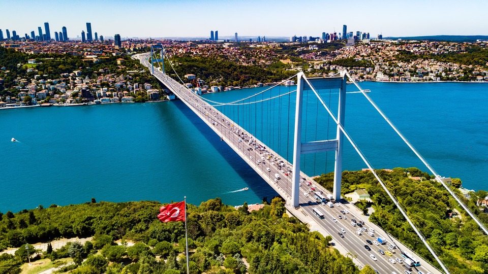 Köprü geçiş ücretlerine KDV zammı