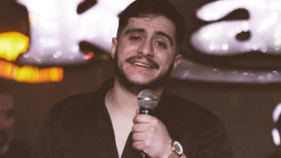 Sahne çıkışı silahlı saldırı