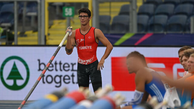 Ersu Şaşma, 2024 Paris'e kota aldı