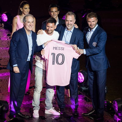 Böyle tören görülmedi!