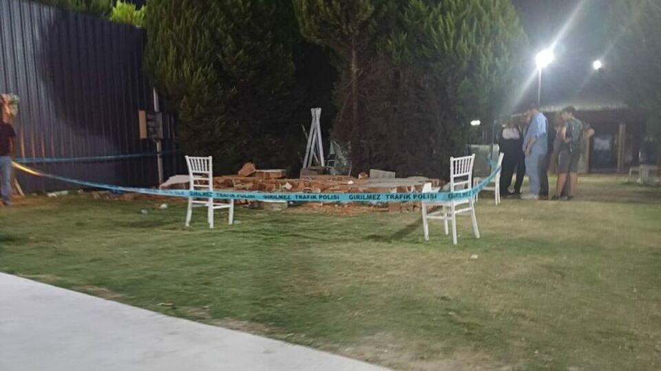 Dekor amaçlı duvar minik Efe'yi hayattan kopardı!