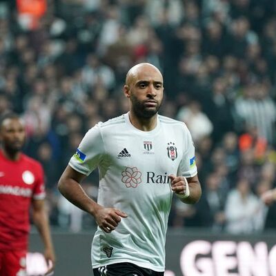 Redmond Beşiktaş'a veda etti