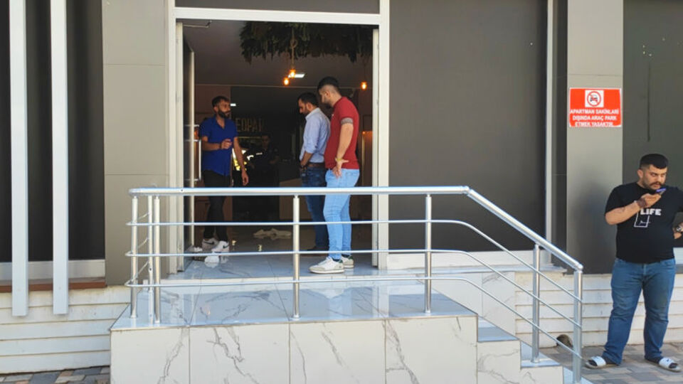 Güzellik merkezinde silahlı saldırı: 4 yaralı