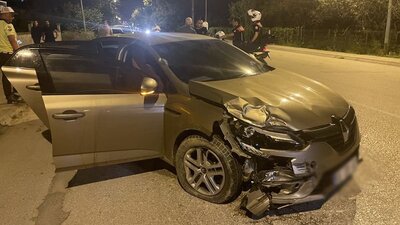 'Dur' ihtarına uymayan sürücü 1'i polis 3 kişiyi yaraladı