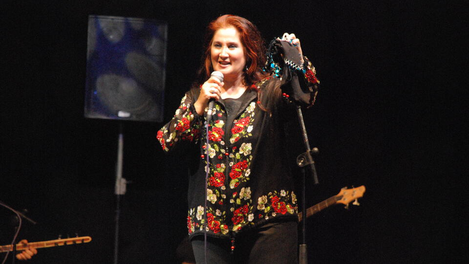 Sabahat Akkiraz-Mercan Dede aynı sahnede