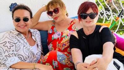 Bütün kızlar toplandı