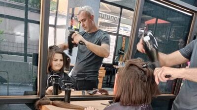 7 yaşındaki Bengü, lösemi hastaları için saçlarını bağışladı