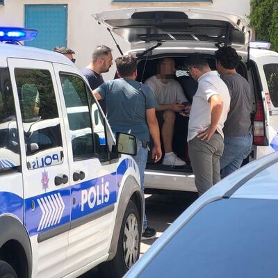 "Sosyal medya" tartışmasında sevgilisini bıçakladı