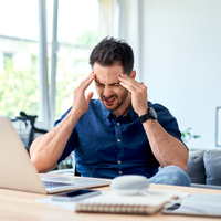 Boyun düzleşmesi baş ağrısı yapar mı?