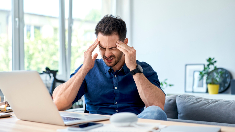 Boyun düzleşmesi baş ağrısı yapar mı?