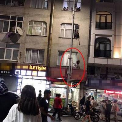 Aile şiddet! 14 yaşındaki kız, camdan atladı