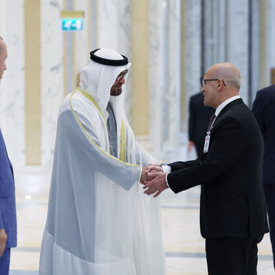 Bakan Şimşek: Türkiye, BAE ile ticarete açık