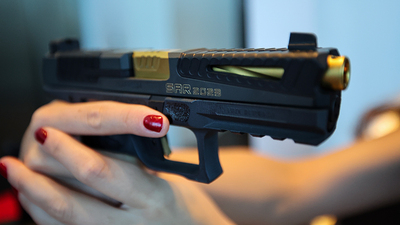 Cumhuriyet'in 100. yılı için özel tabanca