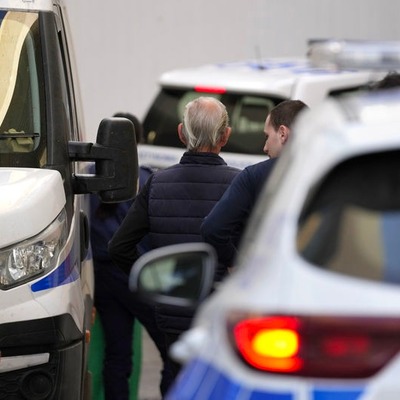 Karısını öldürdü, cinayetten suçsuz bulundu