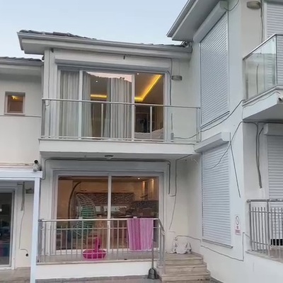 Vize sahtekarları ultra lüks villada yakalandı!