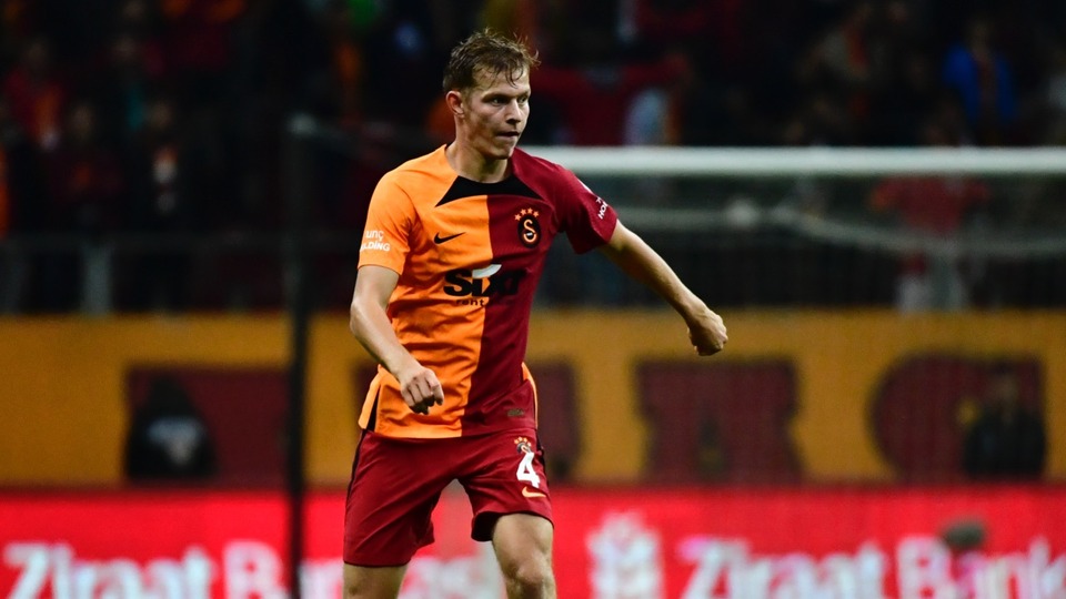 Galatasaray ayrılığı açıkladı!