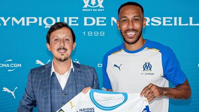 Marsilya, Aubameyang'ı kadrosuna kattı