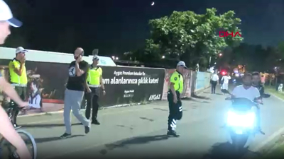 Bu sefer Kadıköy! Polislerin üstüne motor sürdü