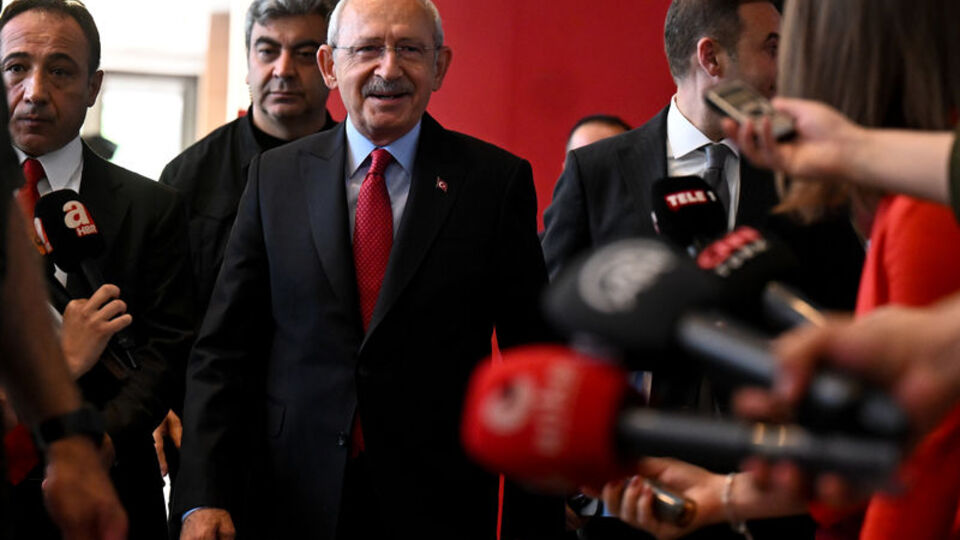 CHP'de kritik toplantı sona erdi