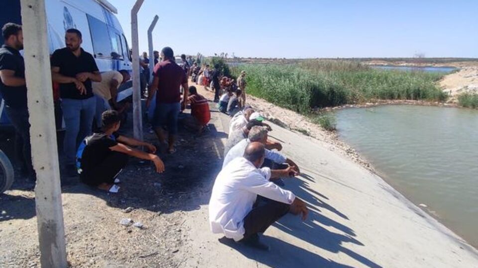 Serinlemek için kanala giren 2 kuzen kayboldu