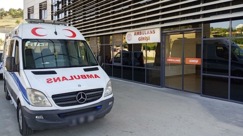 Bilecik'te 65 işçi yedikleri yemekten zehirlendi