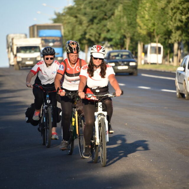 Farkındalık için Güneydoğu turunda pedal çeviriyorlar