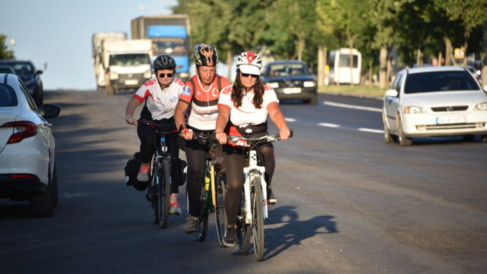 Farkındalık için Güneydoğu turunda pedal çeviriyorlar