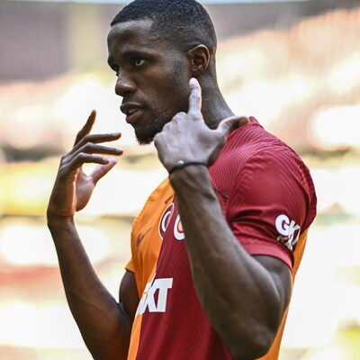 Ada'yı Zaha salladı!