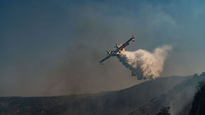 İtalya'daki orman yangınlarında 4 kişi öldü