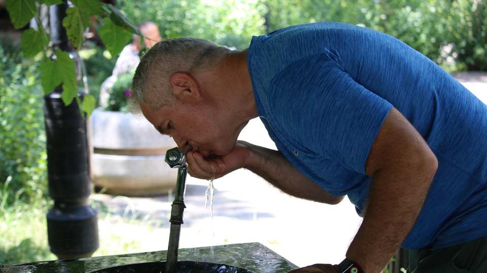 65 yaş üstü için uyarı: Susadıklarını hissetmeyebilirler