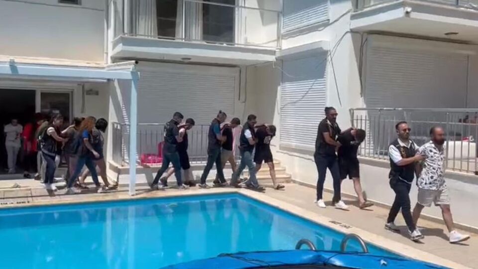 Vize şebekesine operasyonun detayları ortaya çıktı!