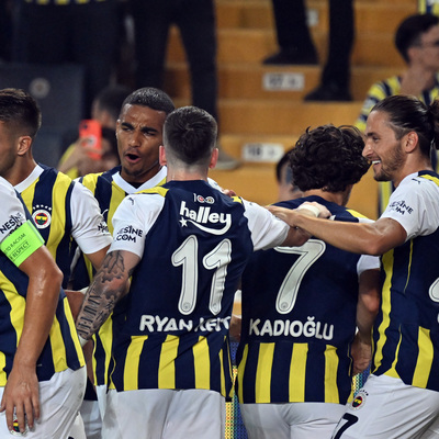 Yeniler şov yaptı, Fener kazandı