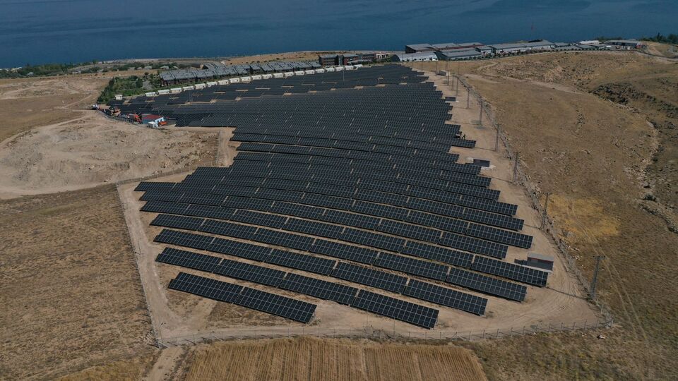 Van'da Güneş Enerji Santrali hizmete açıldı