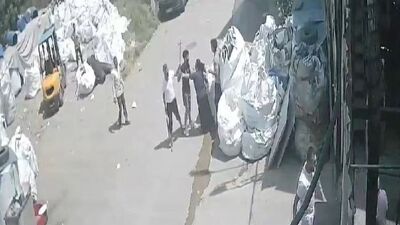 Satır ve soparla iş yeri bastılar: 5 yaralı