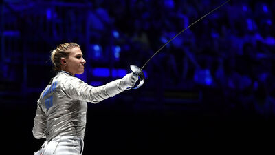 Rakibin elini sıkmadı, diskalifiye oldu