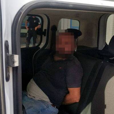 'Dur'madı, polise çarptı!